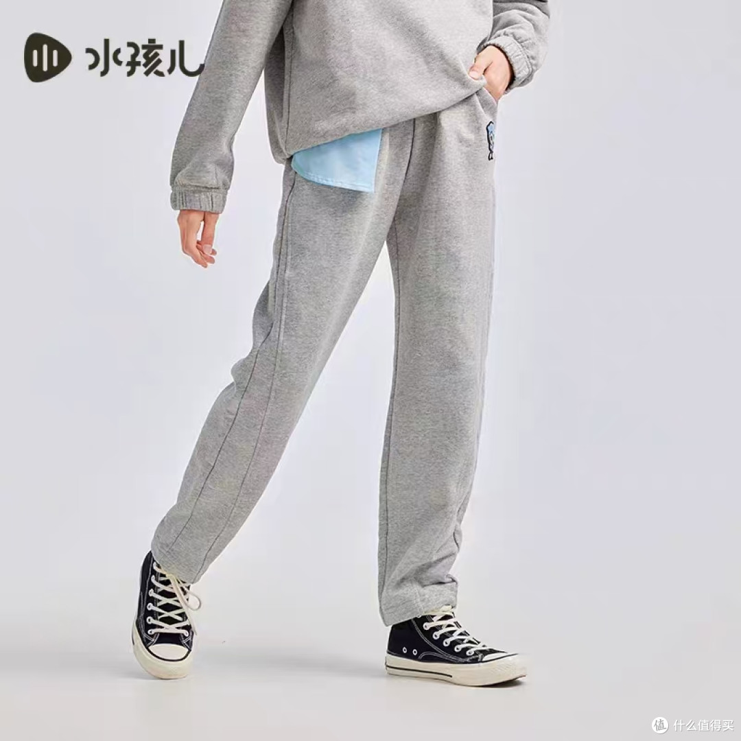 初秋儿童穿搭刚需长裤，舒适百搭兼顾实用与颜值。