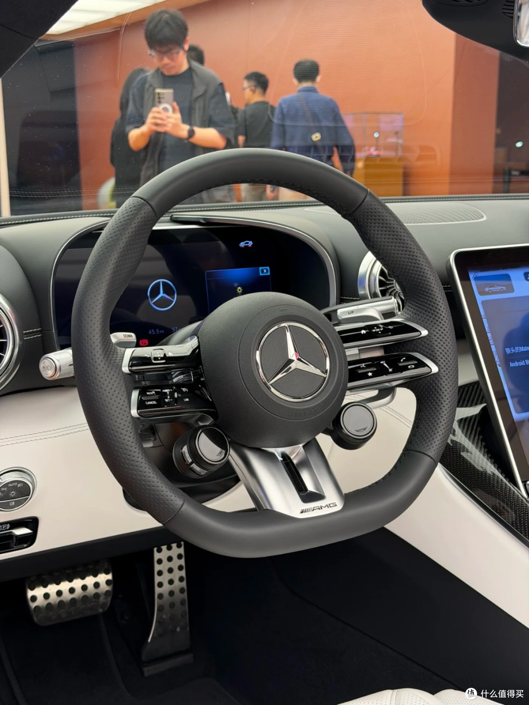 百万级敞篷GT评析：AMG SL63，玩具属性远大于家用属性