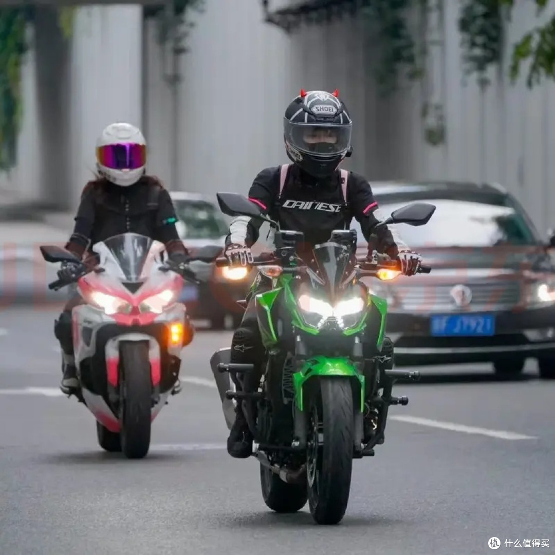 川崎Ninja 400：新手神车？别被滤镜骗了，这些坑你得知道！