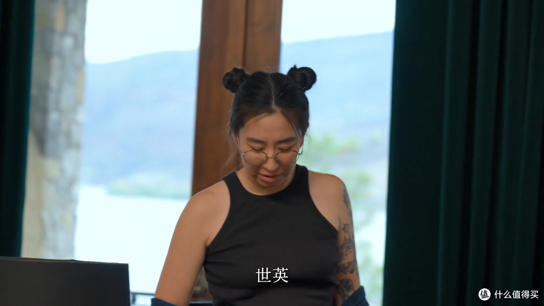 把综艺拍成了悬疑剧,这个团队有点意思。