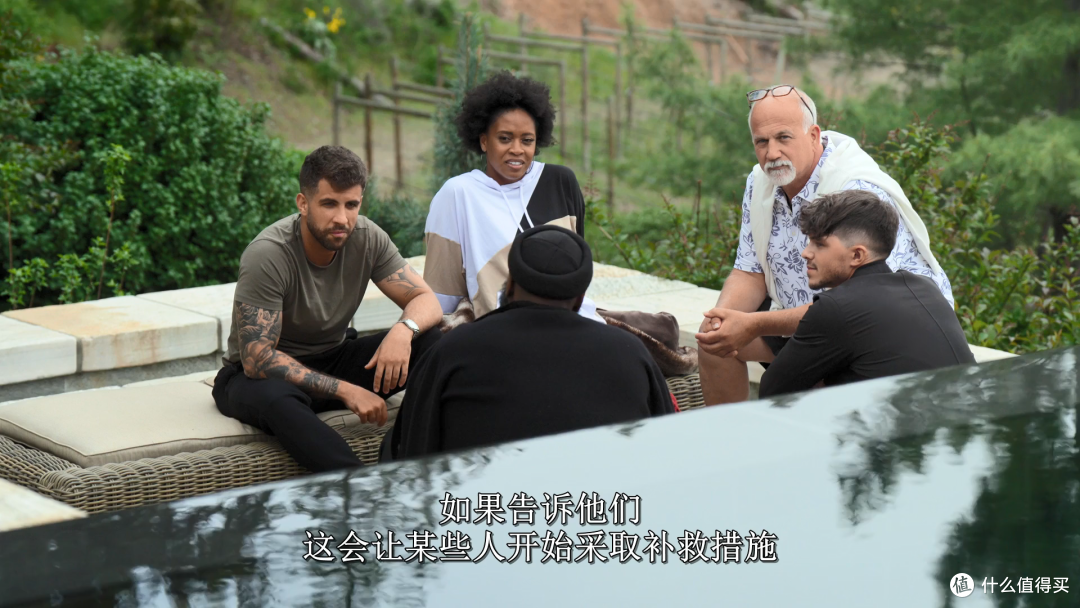 把综艺拍成了悬疑剧，这个团队有点意思。