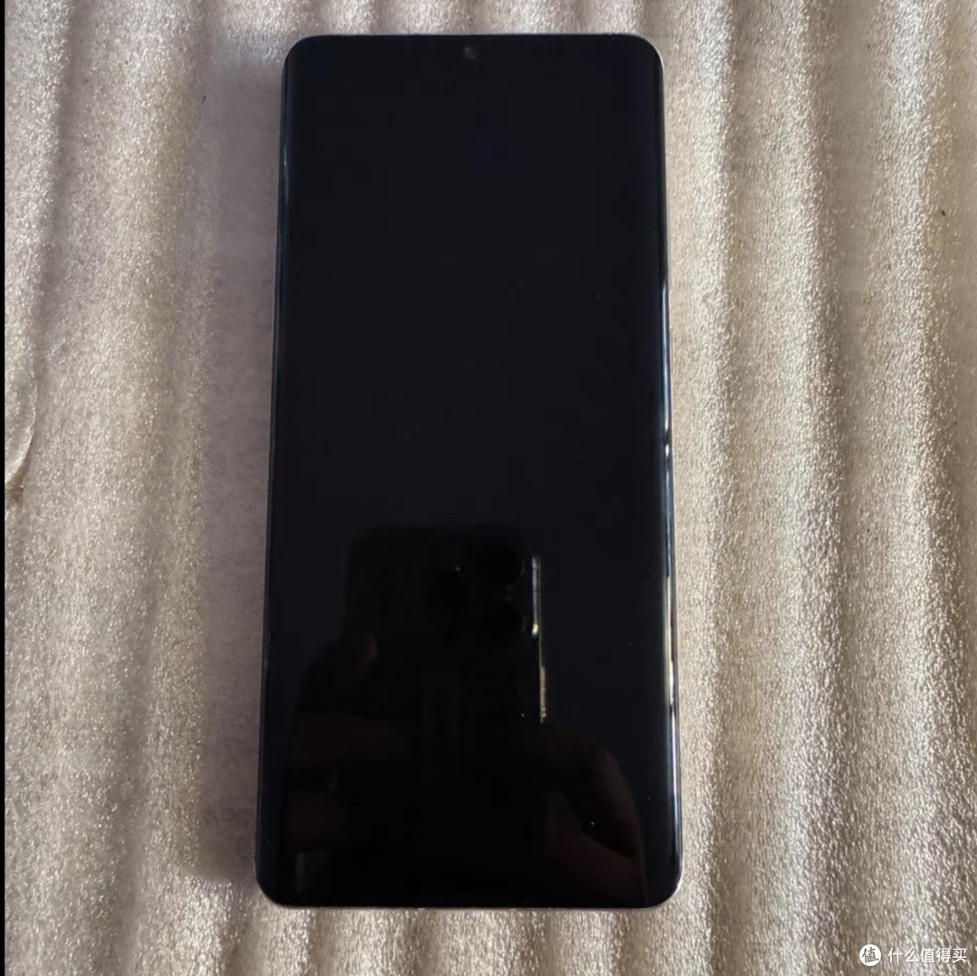 闲鱼大量涌入华为P30 Pro,50倍潜望四摄,230块入手当备用机值嘛