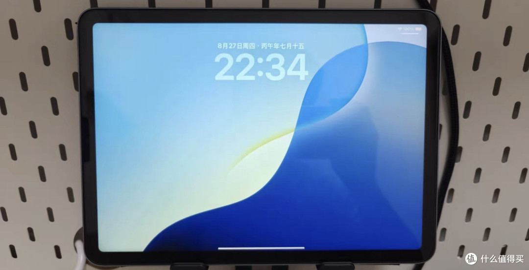 闲鱼惊现iPad Air 4,A14芯片10.9英寸全面屏,1600块学生党首选