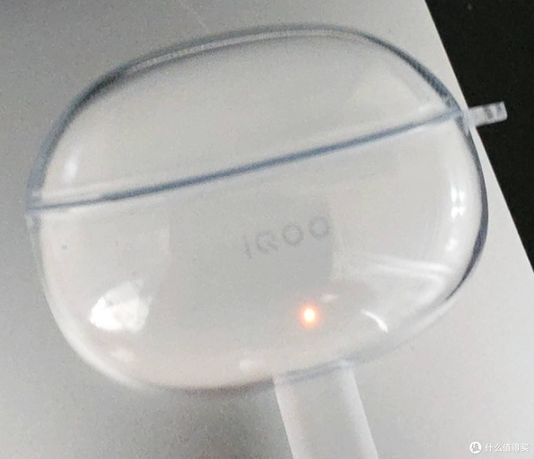 通勤游戏两不误，iQOO TWS 5e佩戴真舒适