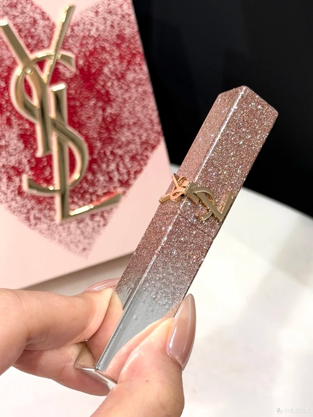 七夕收到 YSL 口红礼盒|深唇干皮的我,惊喜两秒就沉默