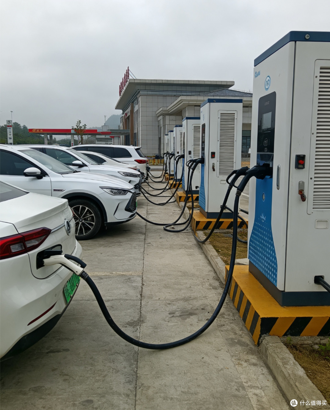 开了三个月热门新能源车,好的坏的都跟你说实话