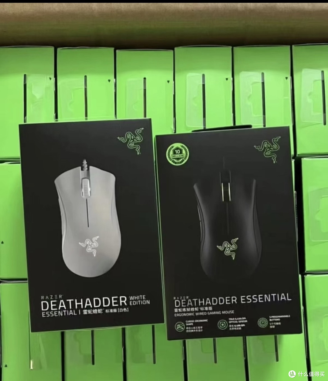 闲鱼惊现雷蛇标准版,6400DPI经典右手鼠,入门电竞外设绕不开它