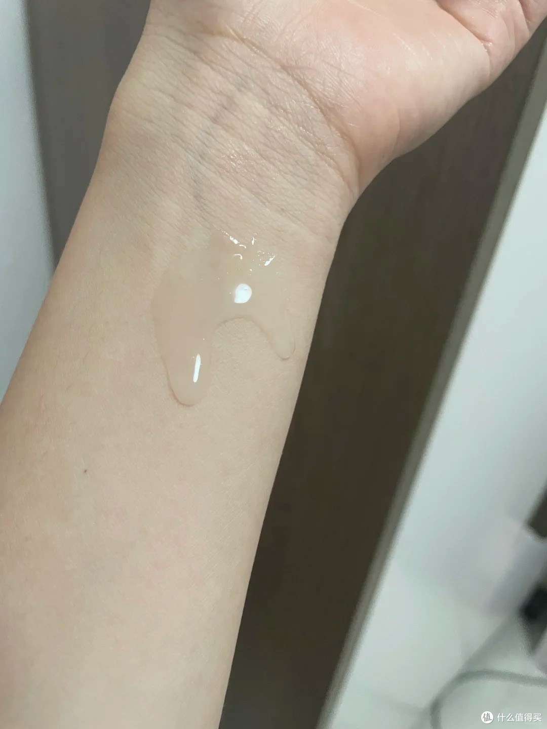 翻化妆柜翻出半瓶兰蔻粉水|去年七夕的礼物,至今没用到一半