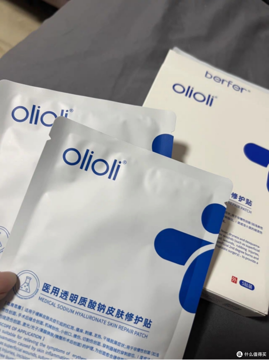干敏脸一到换季就紧绷，面膜要补水，也要把修护跟上