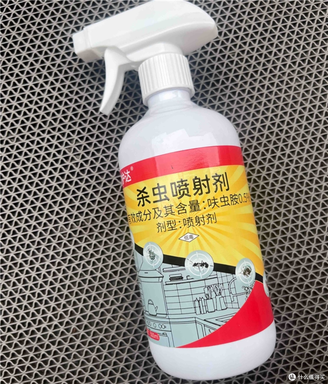 夏天厨房蟑螂反复灭不干净?杀蟑胶饵这样选,全窝端更省心