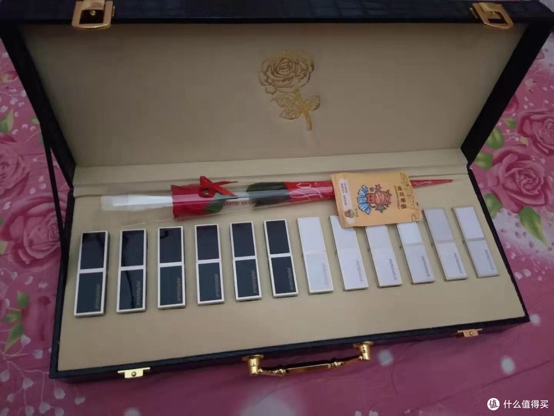 送礼避雷指南|看似高级实则鸡肋的网红爆款,口红全色号礼盒慎选