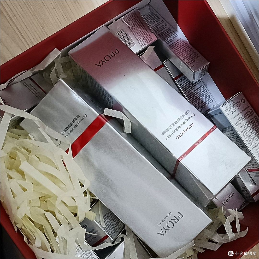 送礼避雷指南|看似高级实则鸡肋!网红补水面霜套装礼盒慎送