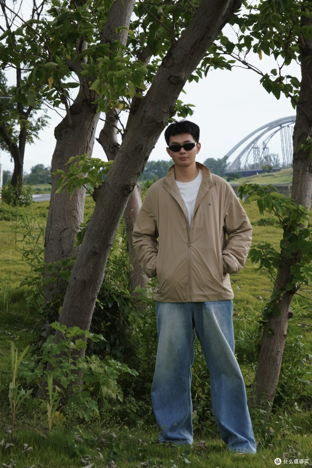 30以后，开始少买Logo：真正显贵的男人，衣柜里都有几件基础款