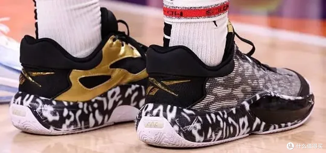 【WNBA每日上脚】AJ41已经发售!现在穿28的变体,晚不晚?