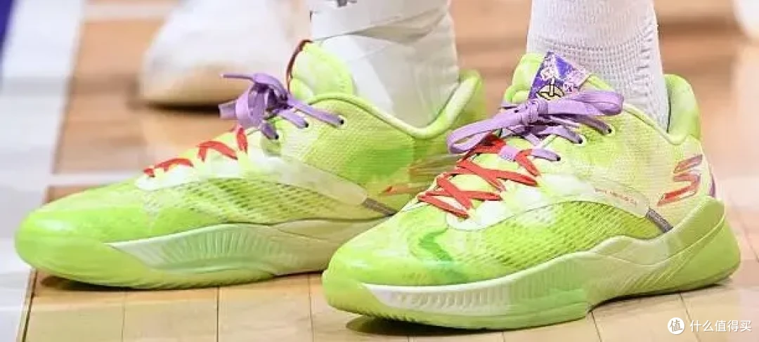 【WNBA每日上脚】AJ41已经发售!现在穿28的变体,晚不晚?