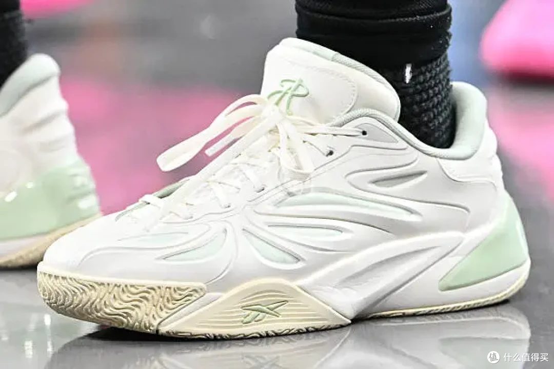 【WNBA每日上脚】AJ41已经发售!现在穿28的变体,晚不晚?