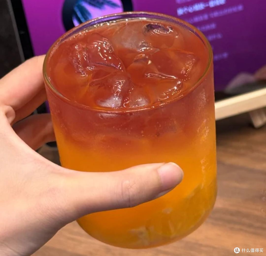 下班后的微醺快乐,7款绝对伏特加调酒公式,在家喝到酒吧同款!