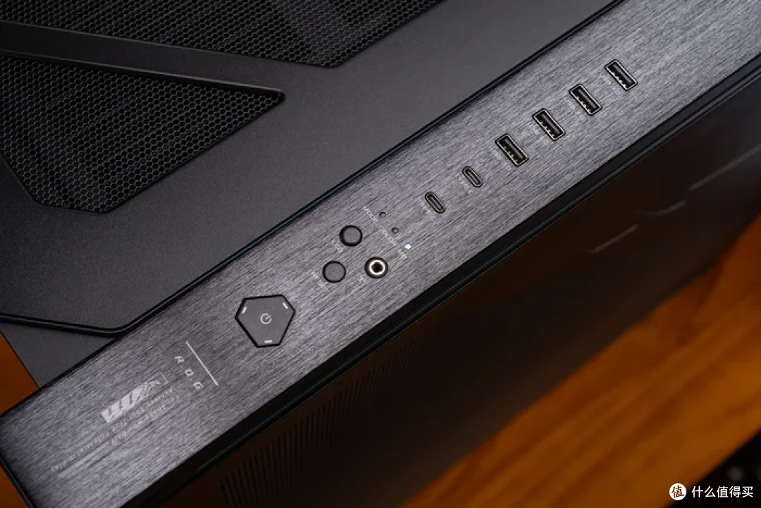 华硕幻世神+ROG X870E DARK HERO+索泰RTX5080AMP装机分享