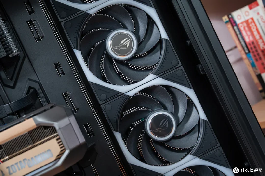 华硕幻世神+ROG X870E DARK HERO+索泰RTX5080AMP装机分享
