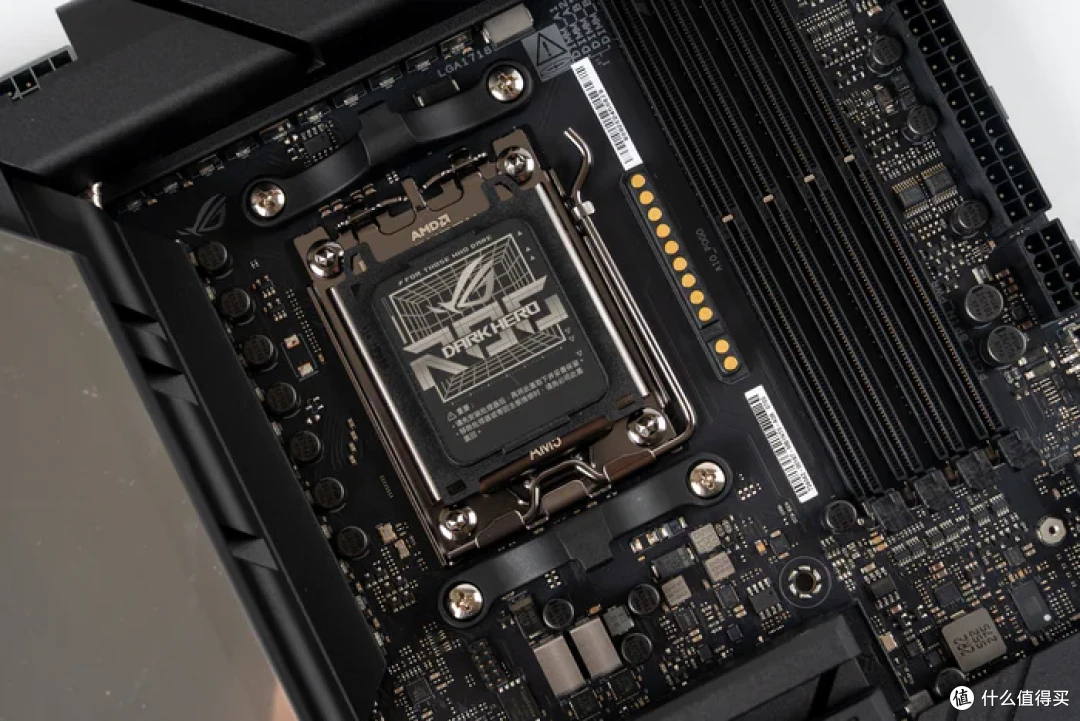 华硕幻世神+ROG X870E DARK HERO+索泰RTX5080AMP装机分享