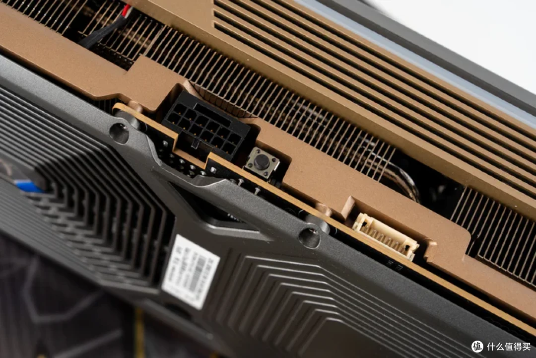 华硕幻世神+ROG X870E DARK HERO+索泰RTX5080AMP装机分享