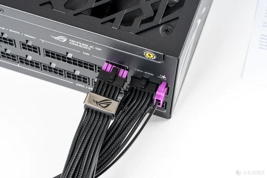 华硕幻世神+ROG X870E DARK HERO+索泰RTX5080AMP装机分享