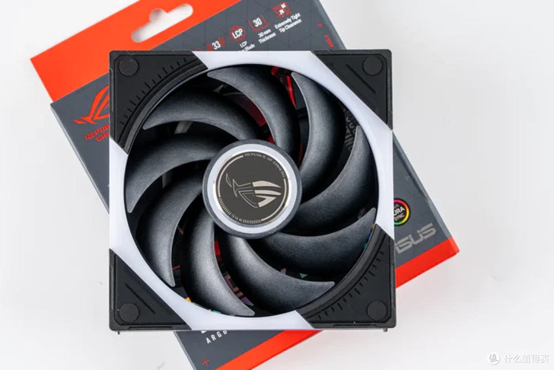 华硕幻世神+ROG X870E DARK HERO+索泰RTX5080AMP装机分享
