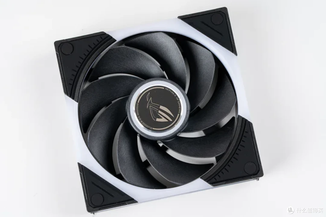 华硕幻世神+ROG X870E DARK HERO+索泰RTX5080AMP装机分享