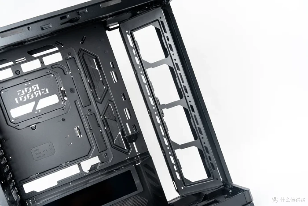 华硕幻世神+ROG X870E DARK HERO+索泰RTX5080AMP装机分享