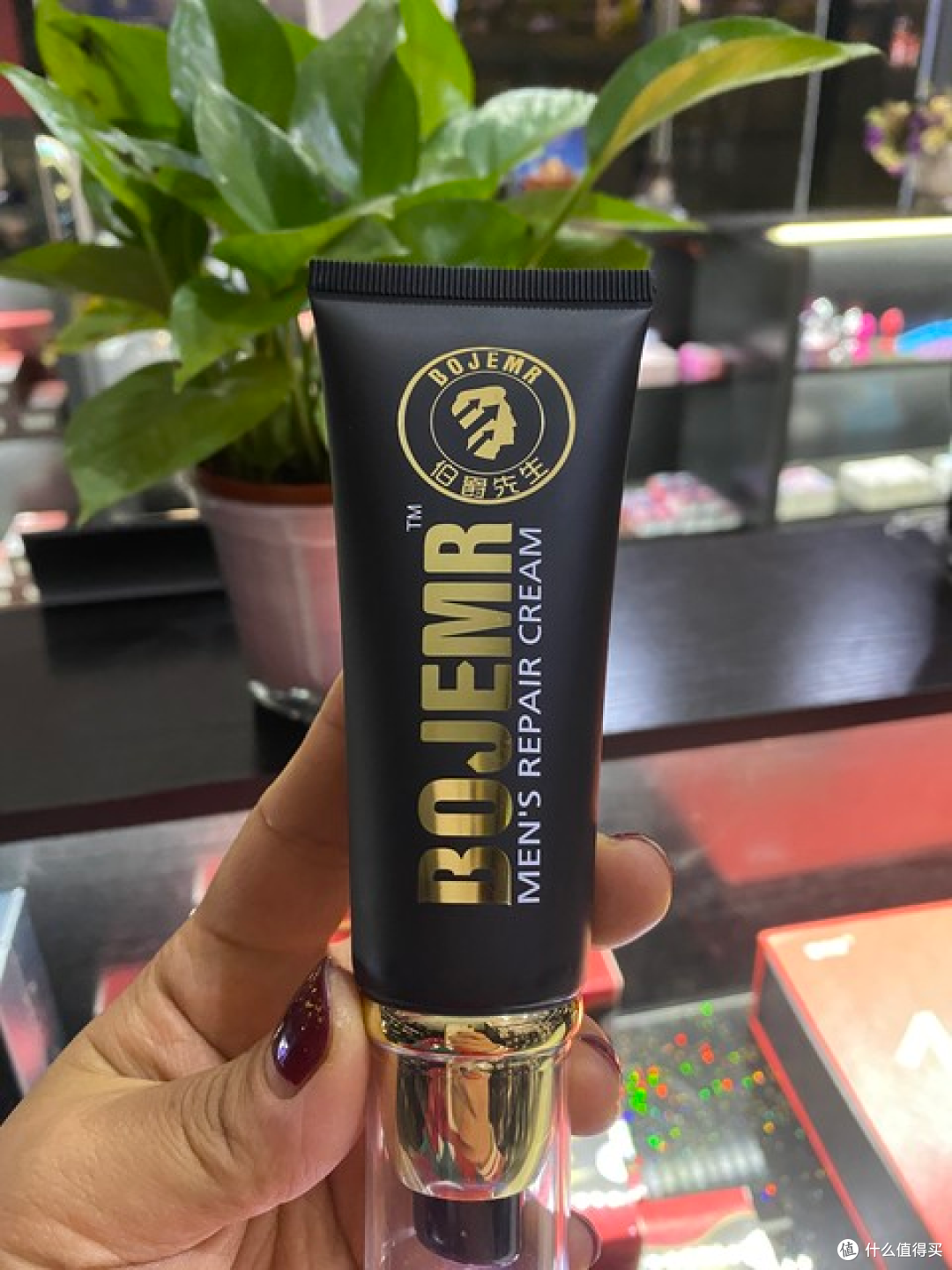 别盲目跟风!男士控油洁面避坑指南,这 5款亲测效果看得见