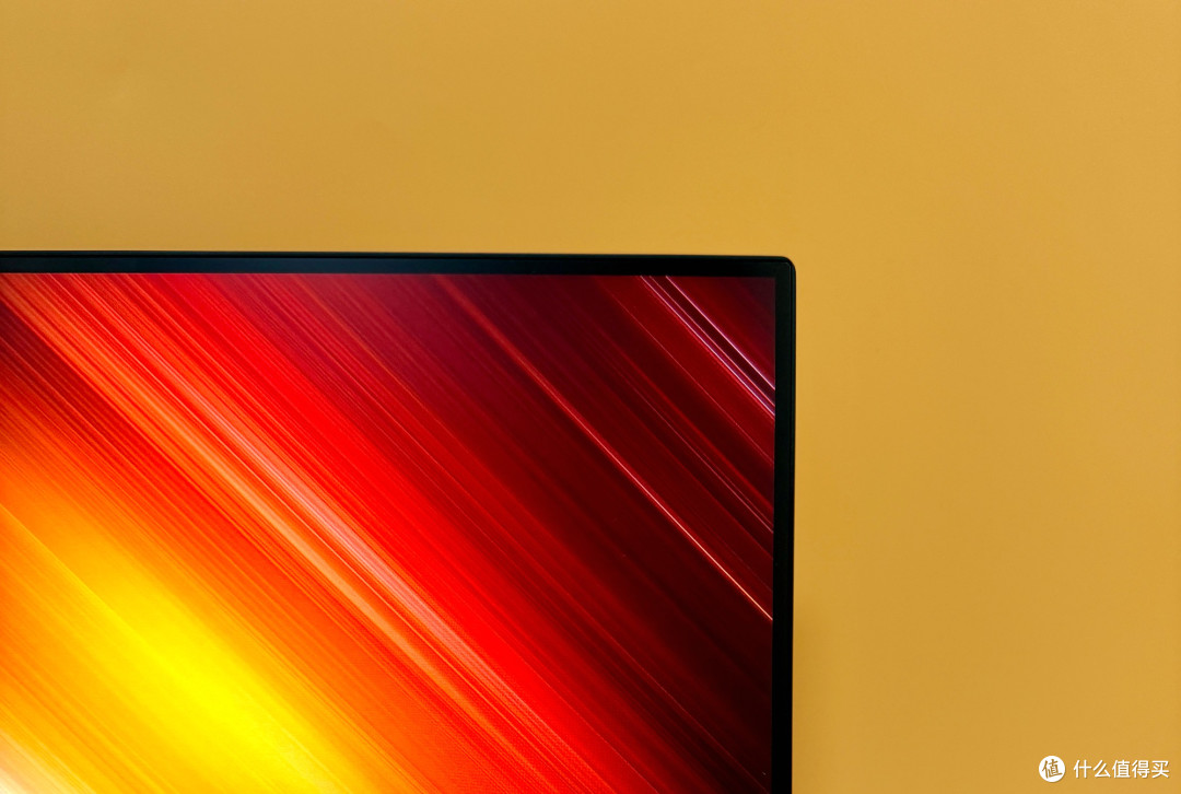 雕塑家 MU24LC 创新形态 4K 显示器,接口齐全,轻薄兼顾办公娱乐