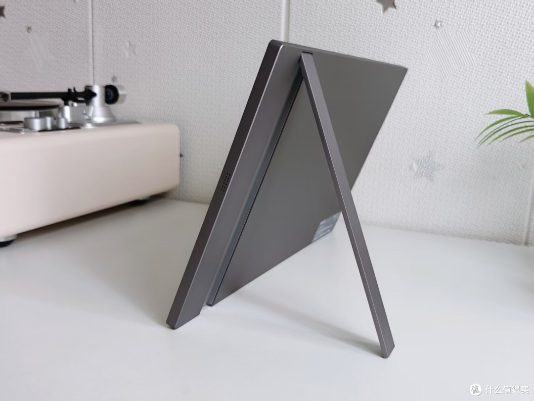 180Hz+2.5K,带来游戏办公新体验,阿卓帕Z3FC便携屏