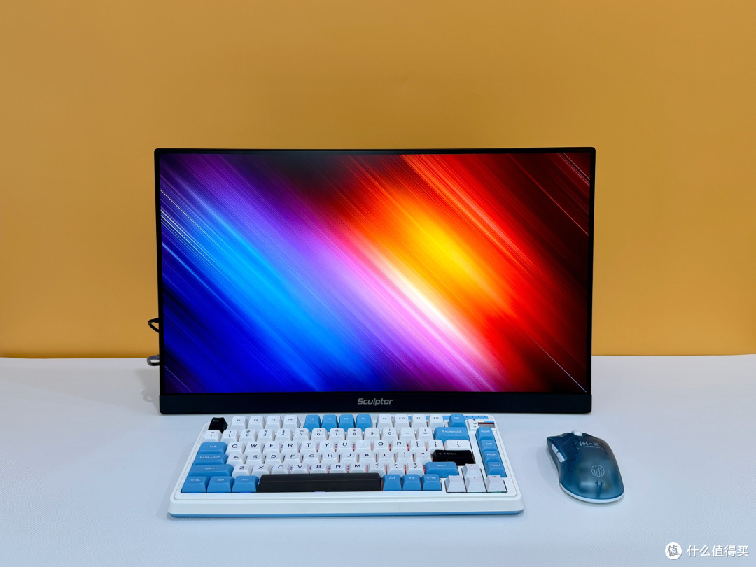 雕塑家 MU24LC 创新形态 4K 显示器,接口齐全,轻薄兼顾办公娱乐