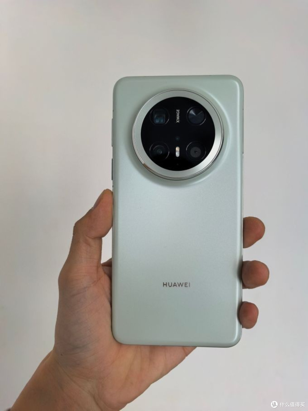 5999元iPhone17 vs 2500元小米15,4年总成本差多少?