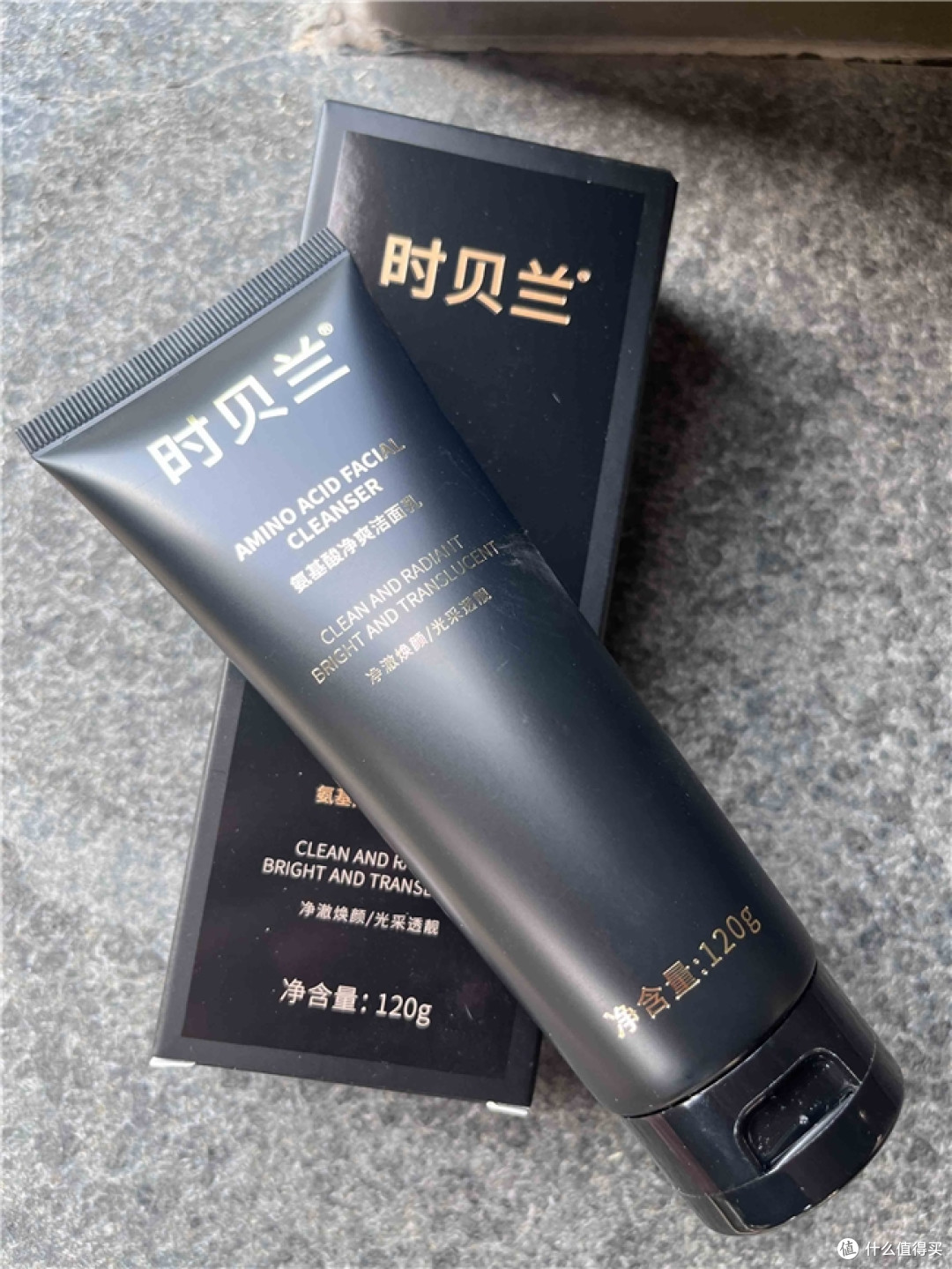 想靠洗面奶美白淡斑又怕刺激的人,持证洗面奶这样挑更稳