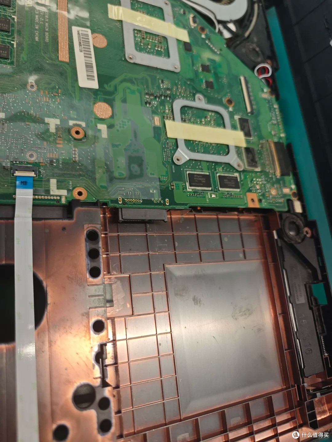 11 年华硕 FX50J 老本复活|光驱位改硬盘,几百块再战 3 年