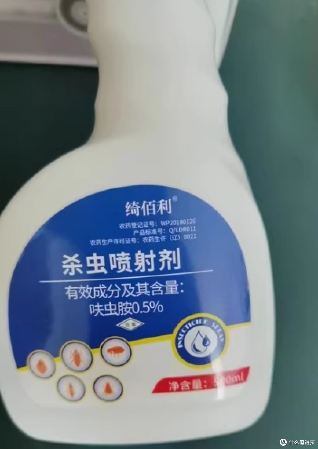 出租屋半夜被臭虫咬醒的上班族，杀臭虫药这样挑，除根比速杀重要