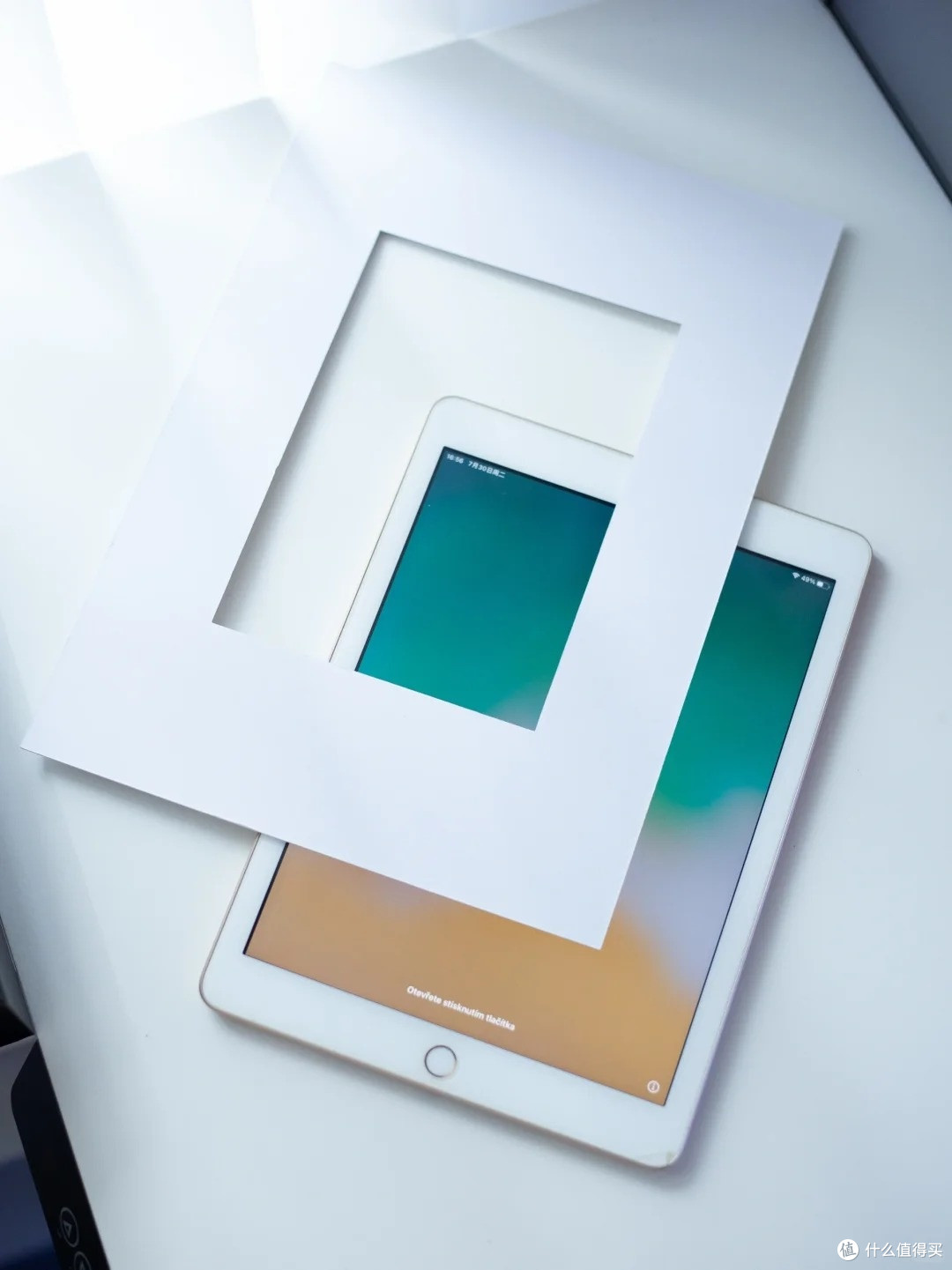 几十元拯救闲置老 iPad|老iPad秒变桌面音乐画框