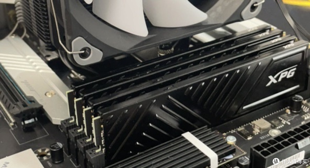 捡漏日记🔥闲鱼200元捡漏16G DDR4内存条,老机直接起飞