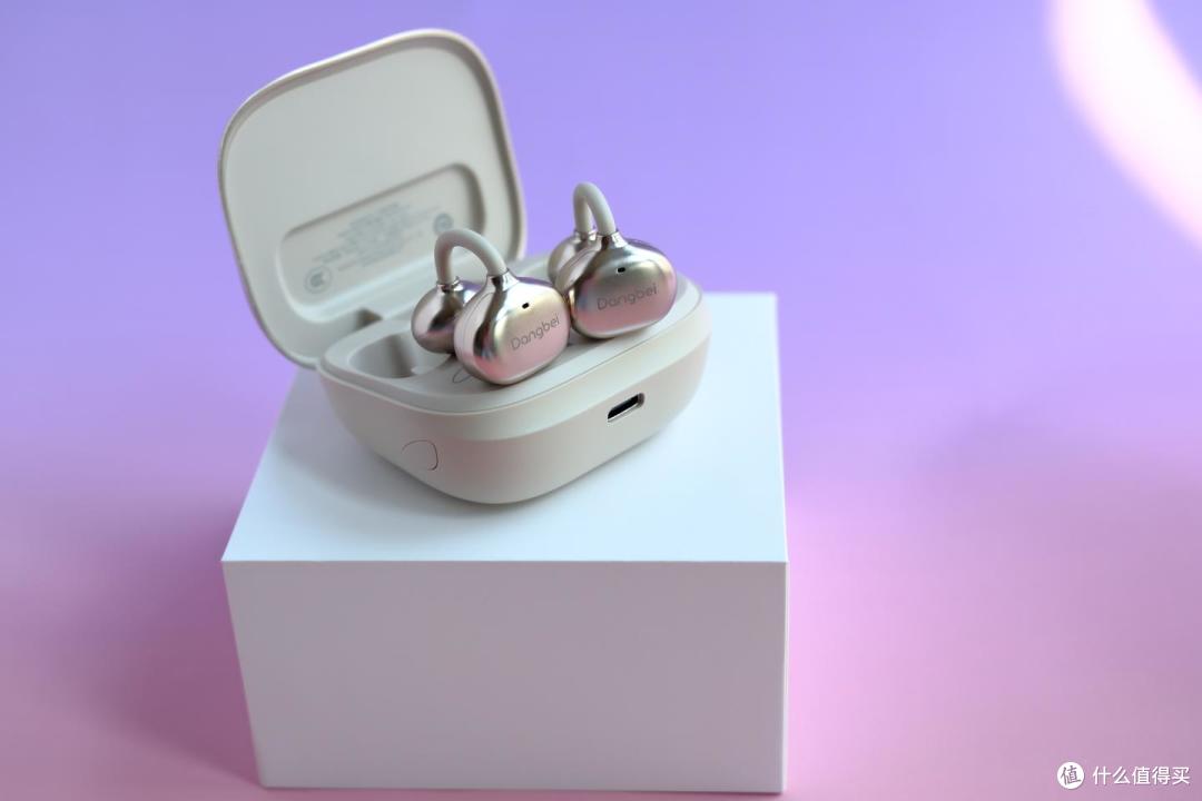 耳机能加持录音笔、翻译机、妙控屏收纳仓?当贝Air1S AI耳机实测