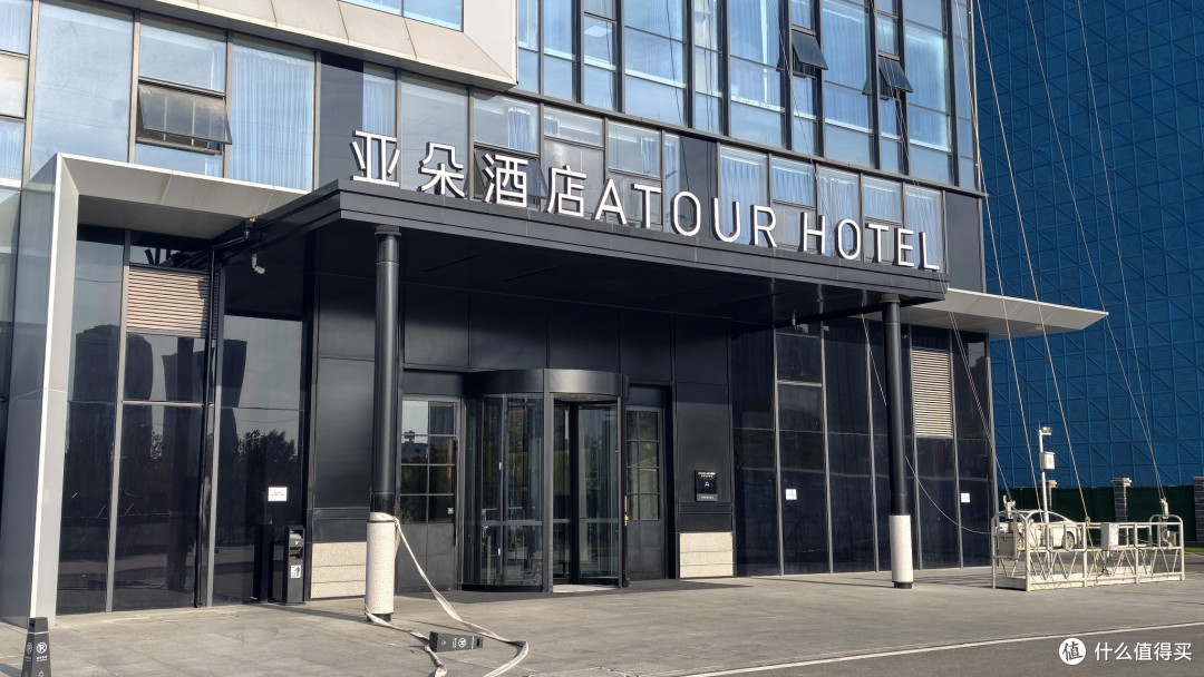 距离黄鹤楼13公里很远?地铁一刻钟很近--亚朵武汉黄鹤楼白沙天街