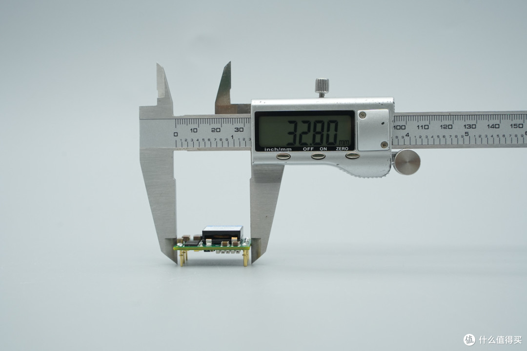 金升阳120W 1/16砖非隔离降压DC-DC电源模块解析
