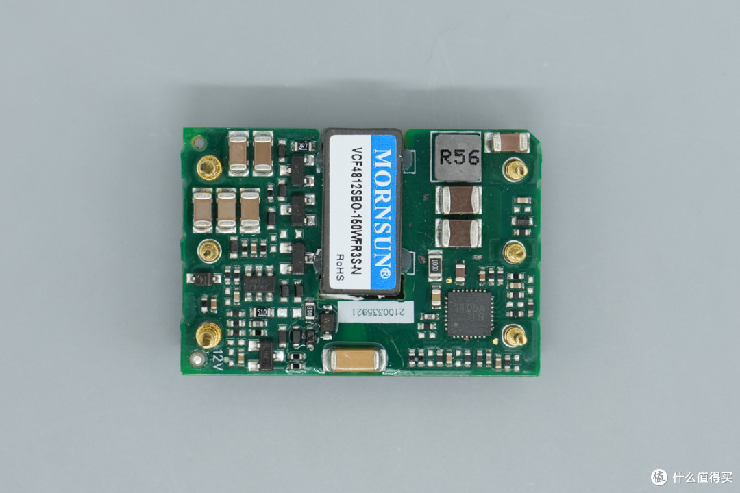金升阳150W 1/16砖隔离DC-DC电源模块解析