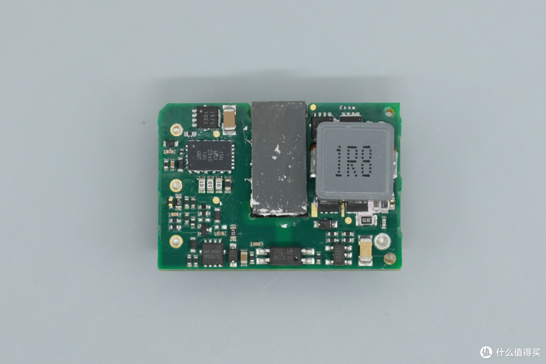 金升阳150W 1/16砖隔离DC-DC电源模块解析