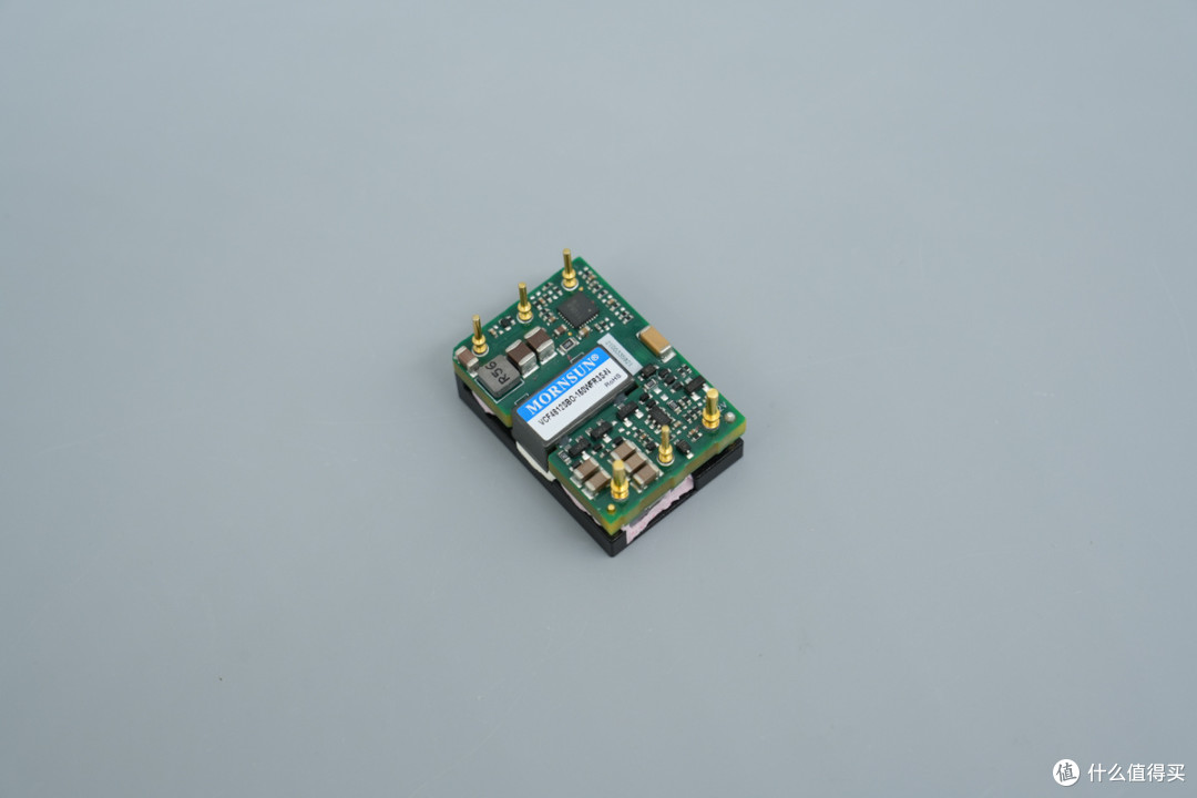 金升阳150W 1/16砖隔离DC-DC电源模块解析