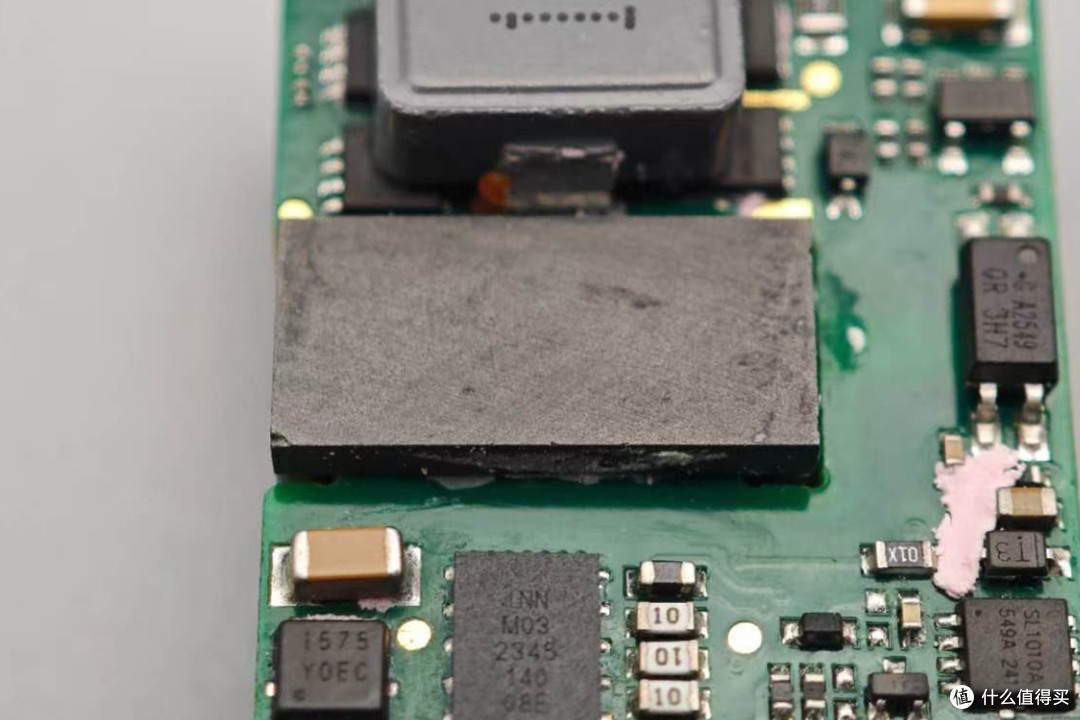 金升阳150W 1/16砖隔离DC-DC电源模块解析