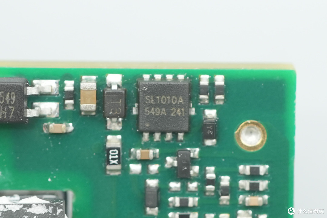 金升阳150W 1/16砖隔离DC-DC电源模块解析