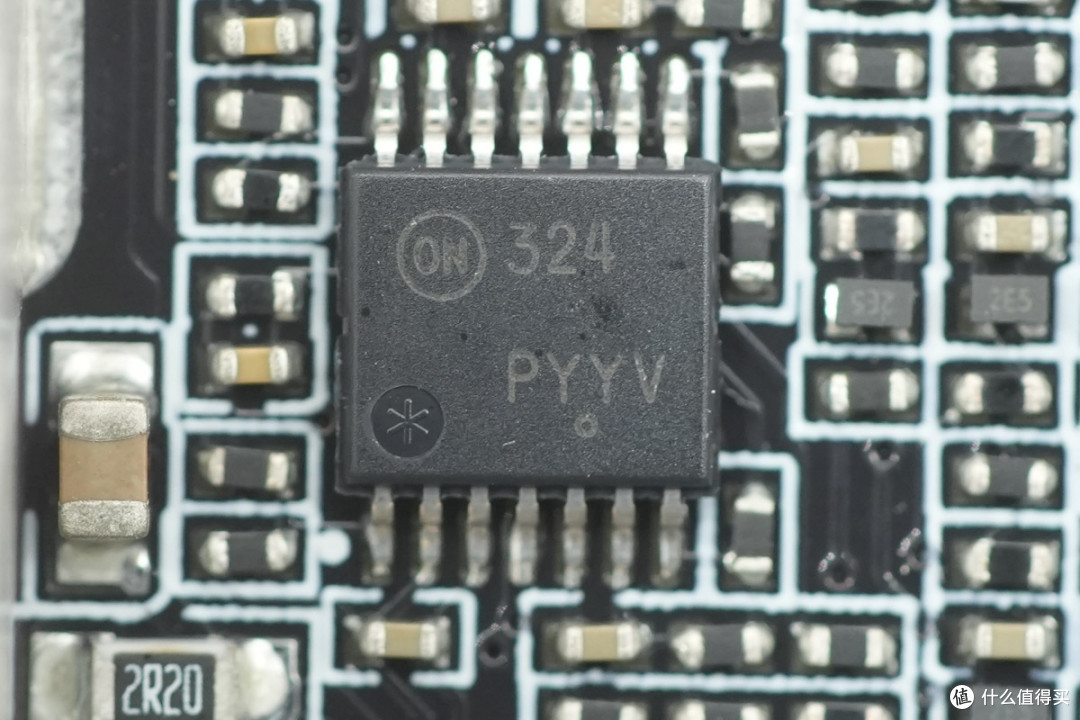 80PLUS金牌能效认证,昆仑山海1000W数字电源拆解
