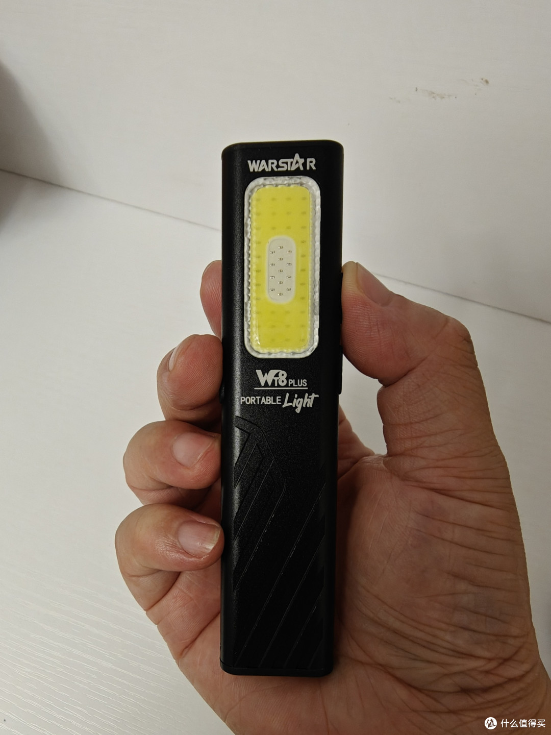 小巧好用不鸡肋,宇穹WT8迷你强光手电筒家用常备好物