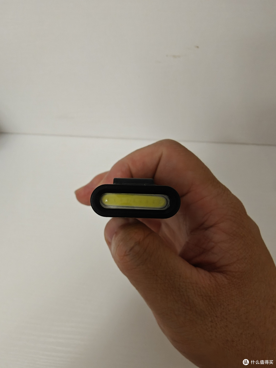 小巧好用不鸡肋,宇穹WT8迷你强光手电筒家用常备好物